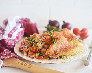 Морской окунь с табуле из киноа