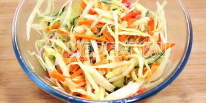 овощной салат с капустой