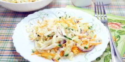 простой салат из пекинской капусты