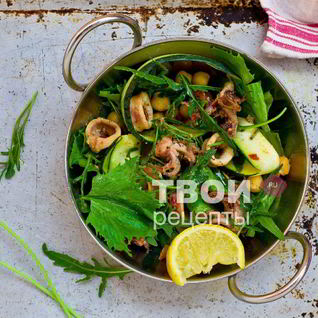 Салат из кальмаров