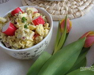 Салат из крабовых палочек и яиц