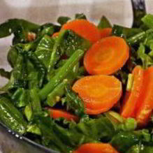 Рецепт Салат из моркови и шпината