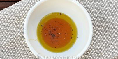 салат из свеклы с черносливом и яблоком