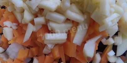 салат из свеклы с гранатом и чесноком