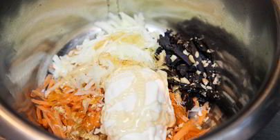 салат из зеленого яблока и моркови