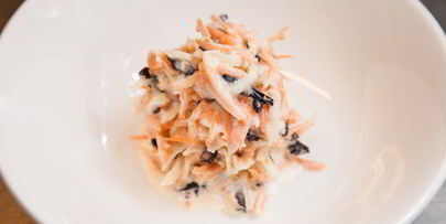 салат из зеленого яблока и моркови