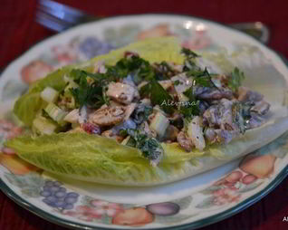 Салат куриный с гранатом