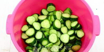 салат нежинский из огурцов на зиму