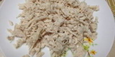 салат нежность с курицей