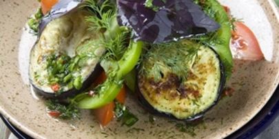 салат с баклажанами