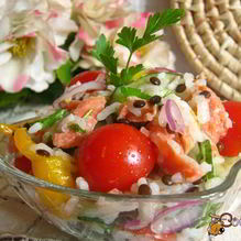 Рецепт Салат с рисом, семгой и овощами