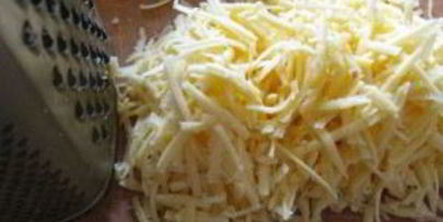 салат с рыбой и рисом