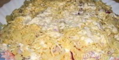 салат слоеный с курицей