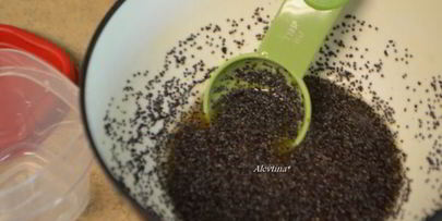 шпинатный салат с клубникой и авокадо