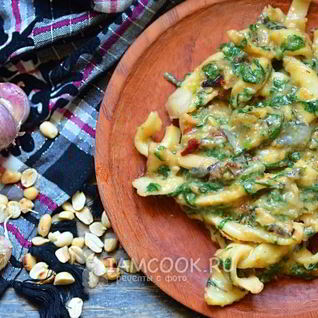 Африканский соус со шпинатом с рыбой