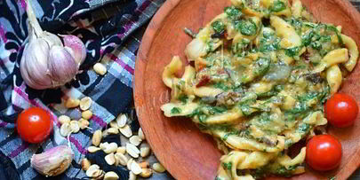 африканский соус со шпинатом с рыбой