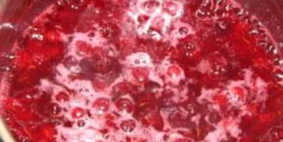 быстрый клюквенный соус