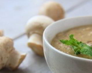 Грибной соус с сыром в мультиварке