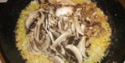 грибной соус со сметаной