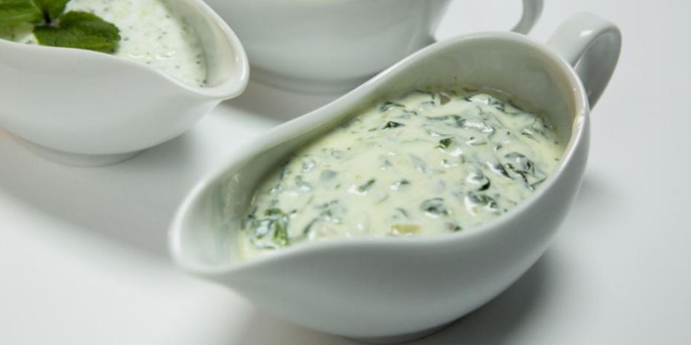 Рецепт йогуртовый соус со шпинатом