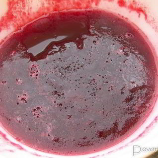 Коричневый ягодный соус