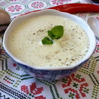 Мятный соус на кефире
