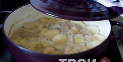 яблочный соус