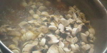 бобовый суп с грибами