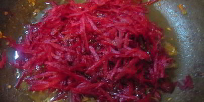 борщ с чесночными гренками