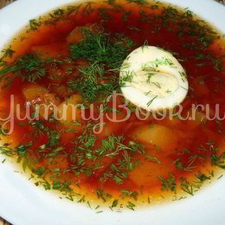 Борщ с паровой свеклой и яйцом из мультиварки