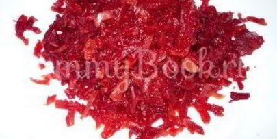 борщ с паровой свеклой и яйцом из мультиварки