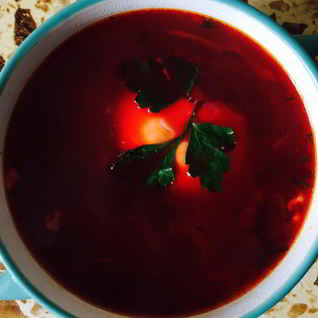 Борщ с вяленой свининой