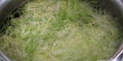 борщ со свеклой и капустой