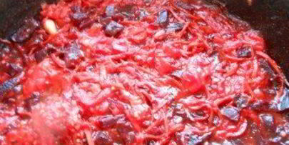 красный борщ с фасолью