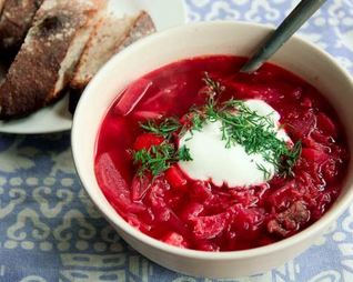 Очень вкусный борщ к обеду