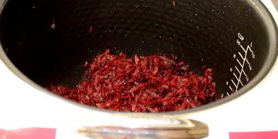 пдбиваний борщ с чесночными крутонами