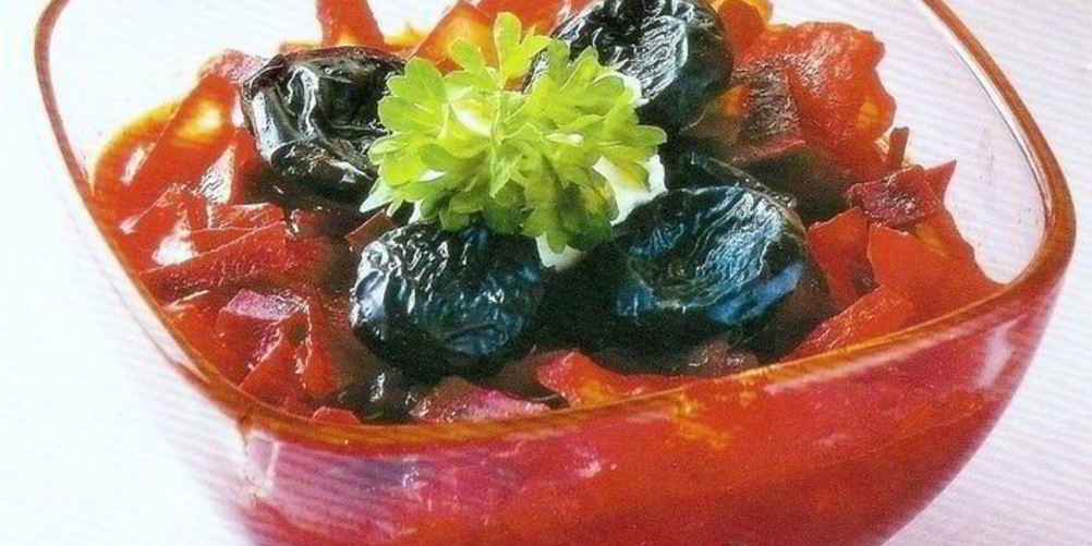 Рецепт вегетарианский борщ с черносливом