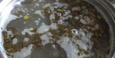 зеленый борщ с консервированным щавелем