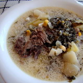 Зеленый борщ со щавелем