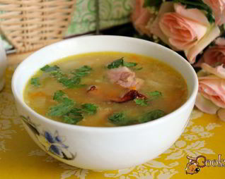 Гороховый суп с копченостями