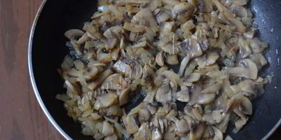 крем-суп из шампиньонов со сливками