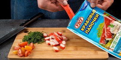 кукурузный суп с крабовыми палочками