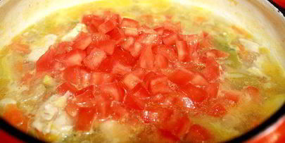 летний суп с рисовыми клецками