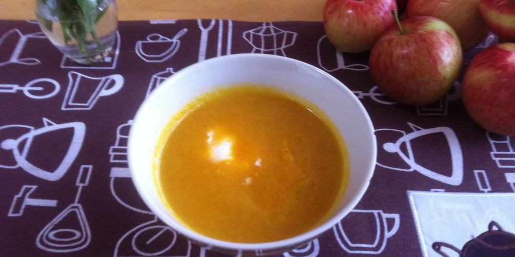 Рецепт острый яблочно-морковный суп