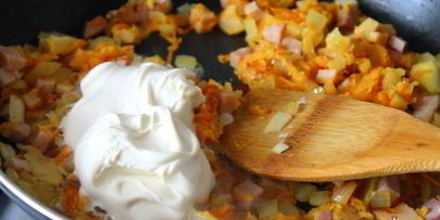 польский суп с маринованными огурцами