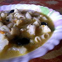 Рецепт Рыбный суп с цветной капустой и маслинами