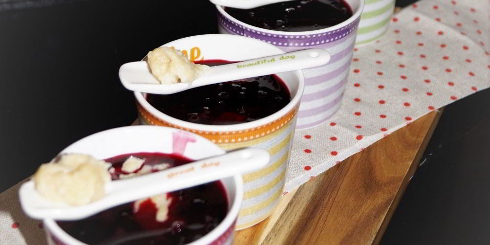 Рецепт сладкий суп из черники с клецками