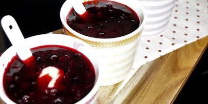 сладкий суп из черники с клецками