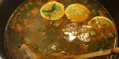 солянка с каперсами