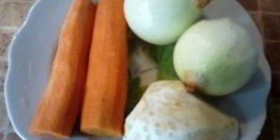 суп c солеными огурцами